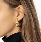 Women's Teardrop Earring