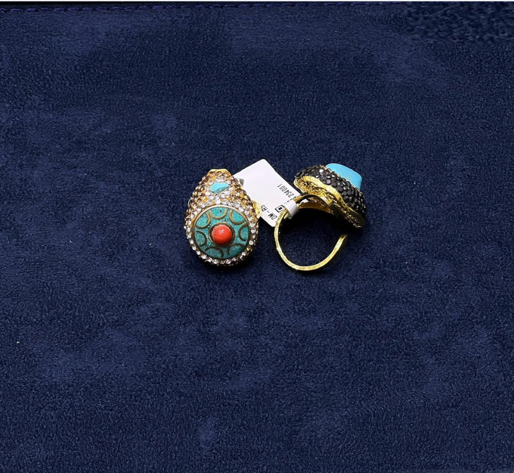 Crystal Embellished Teardrop Statement Ring