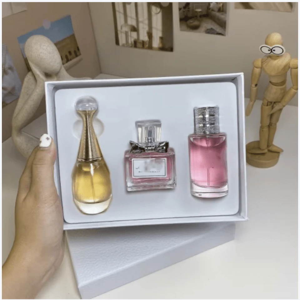 Dior - Mini Perfume Gift Set ©